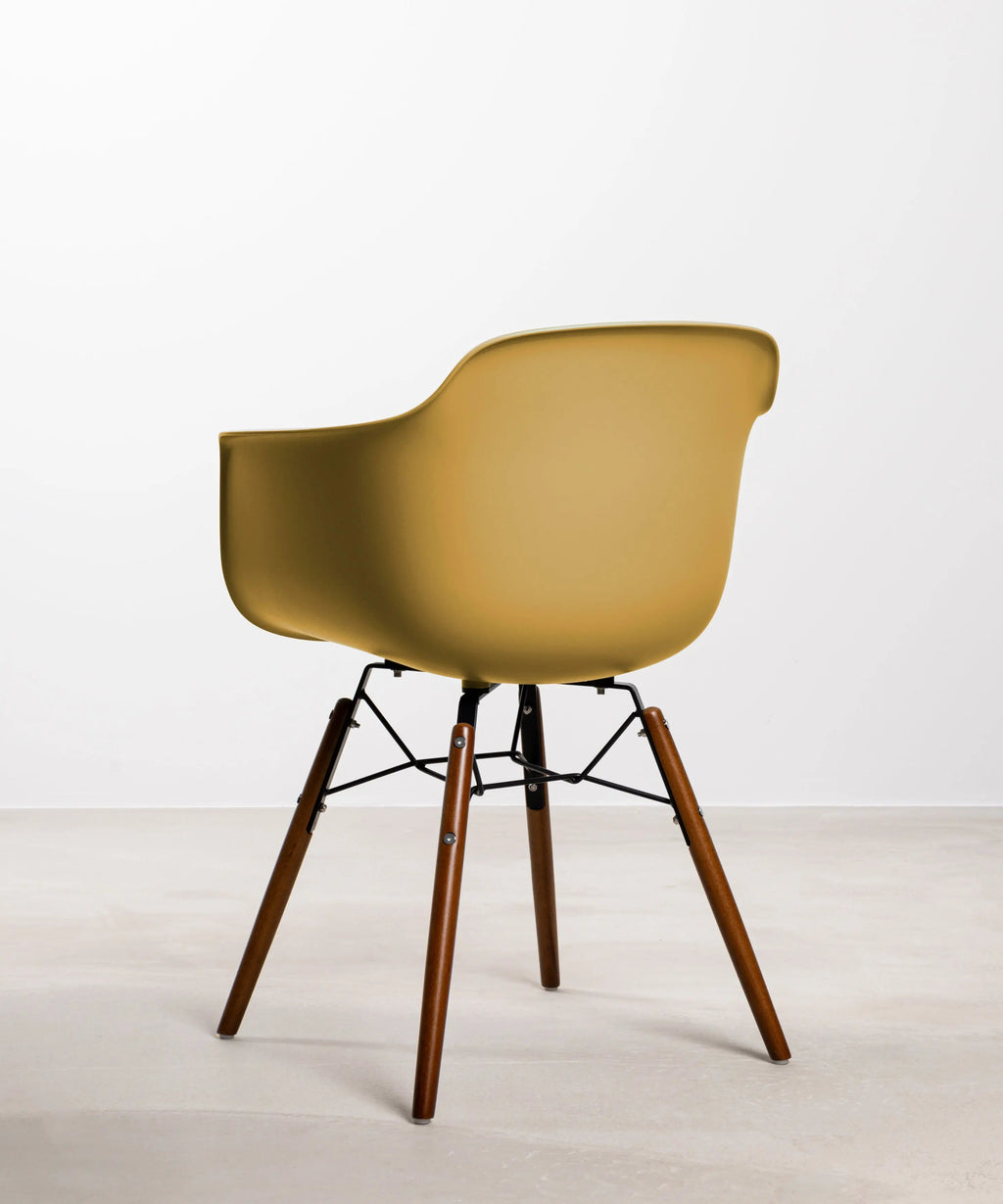 Chaise en Polypropylène et Bois avec Accoudoirs Elon Arms