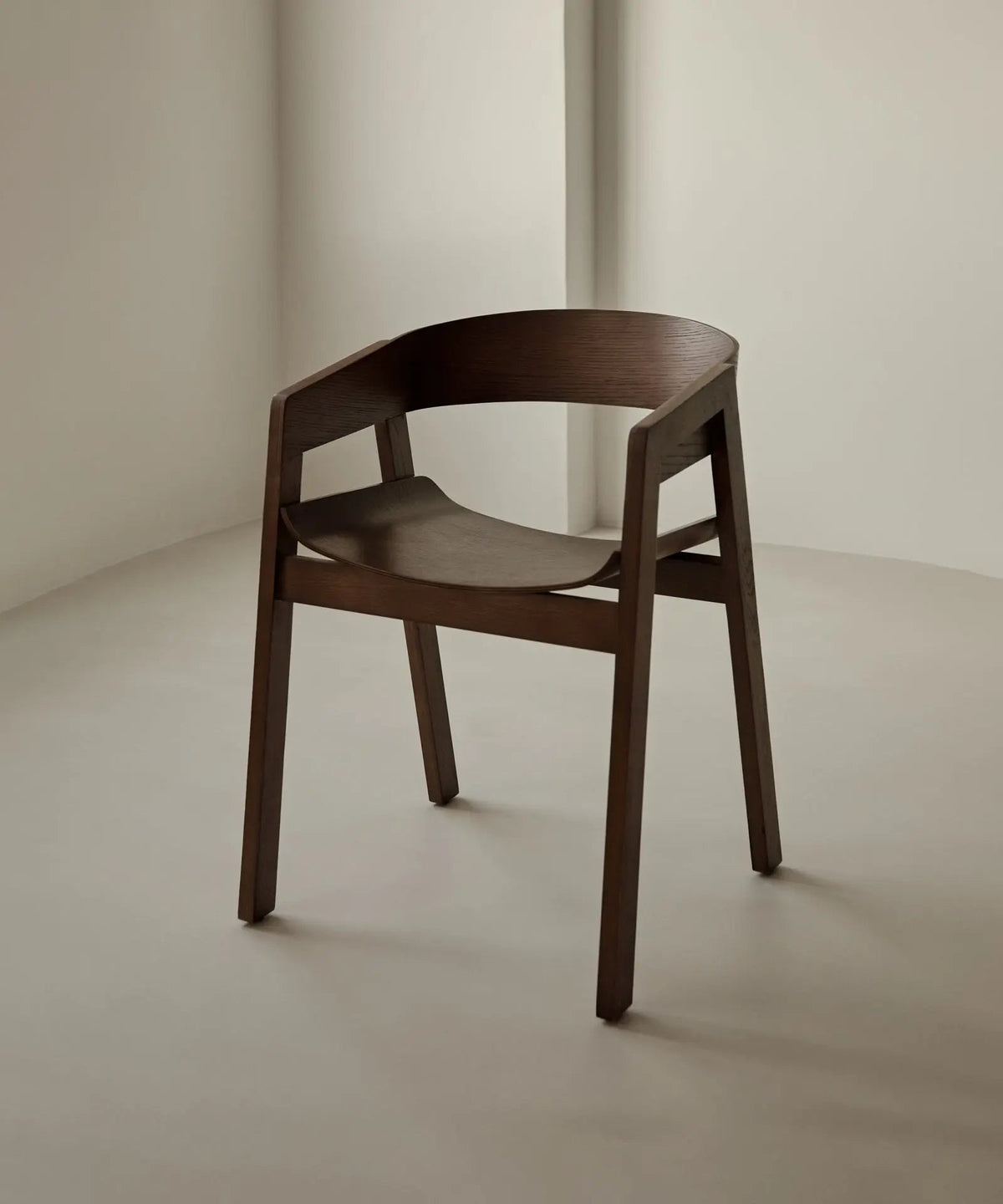 Chaise de salle à manger en bois avec accoudoirs Bella