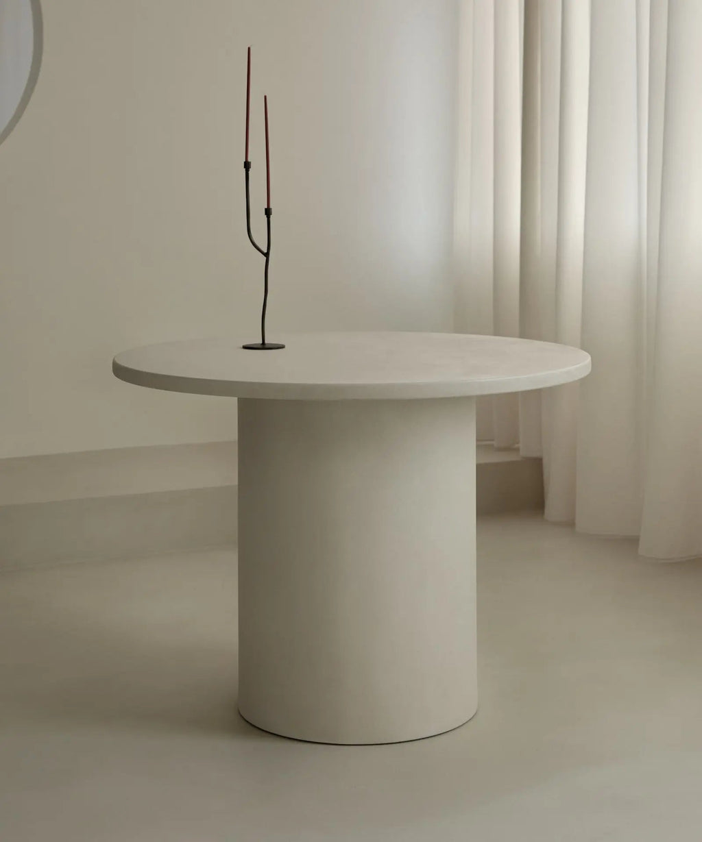 Table à manger ronde en microciment Ethel (120 cm)