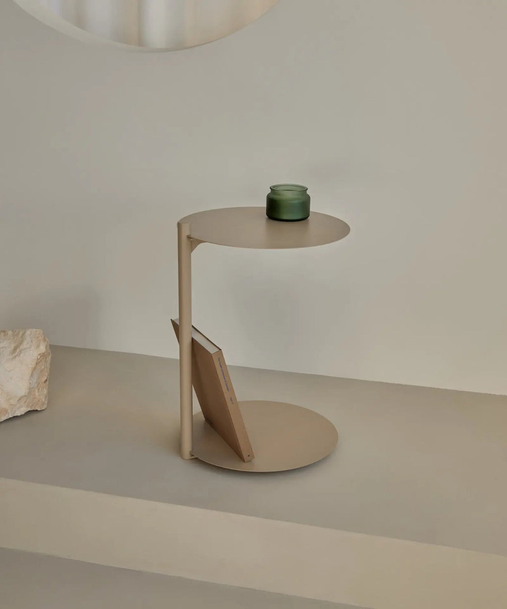 Table d'appoint en métal Simon