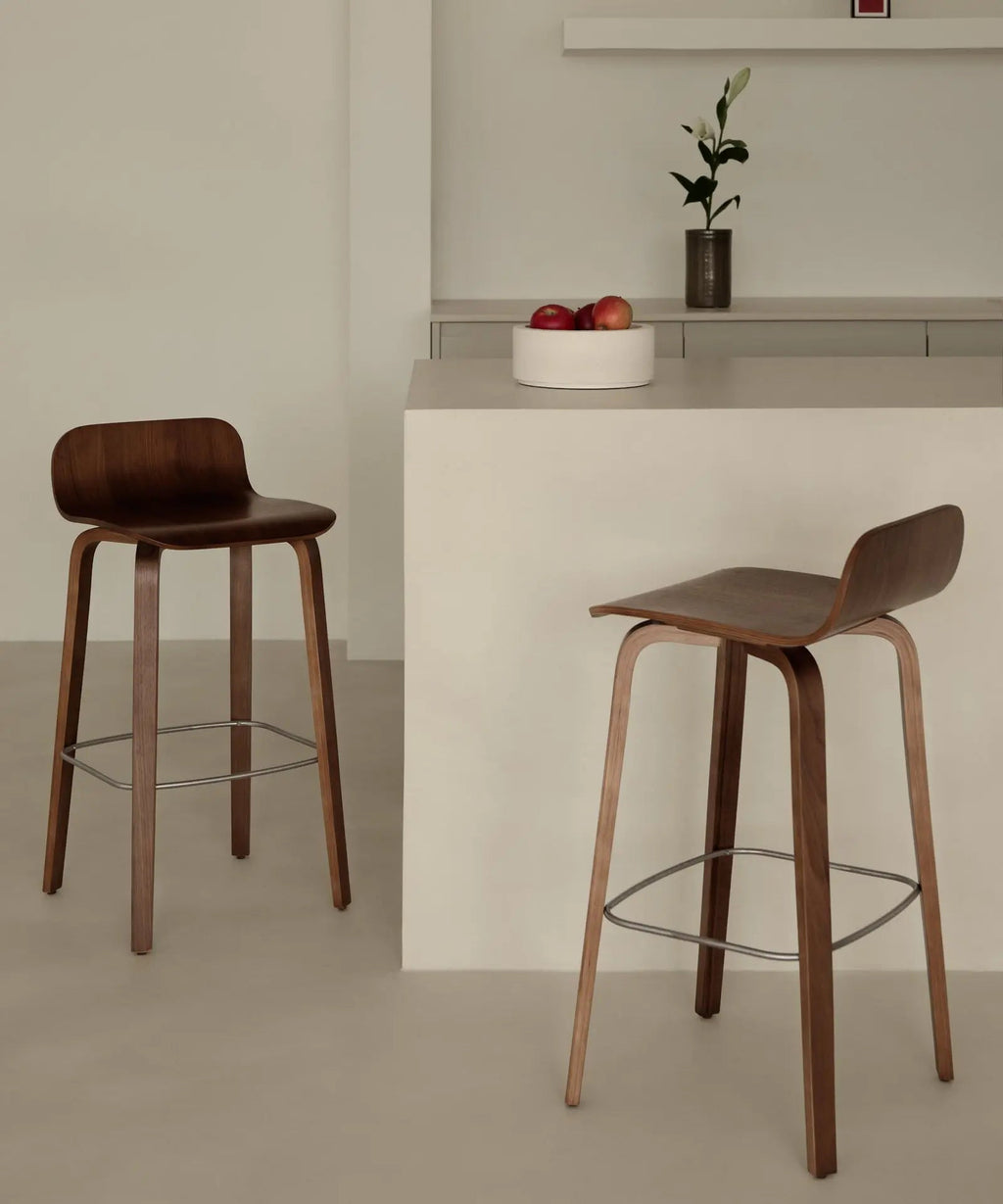 Tabouret en bois Eira