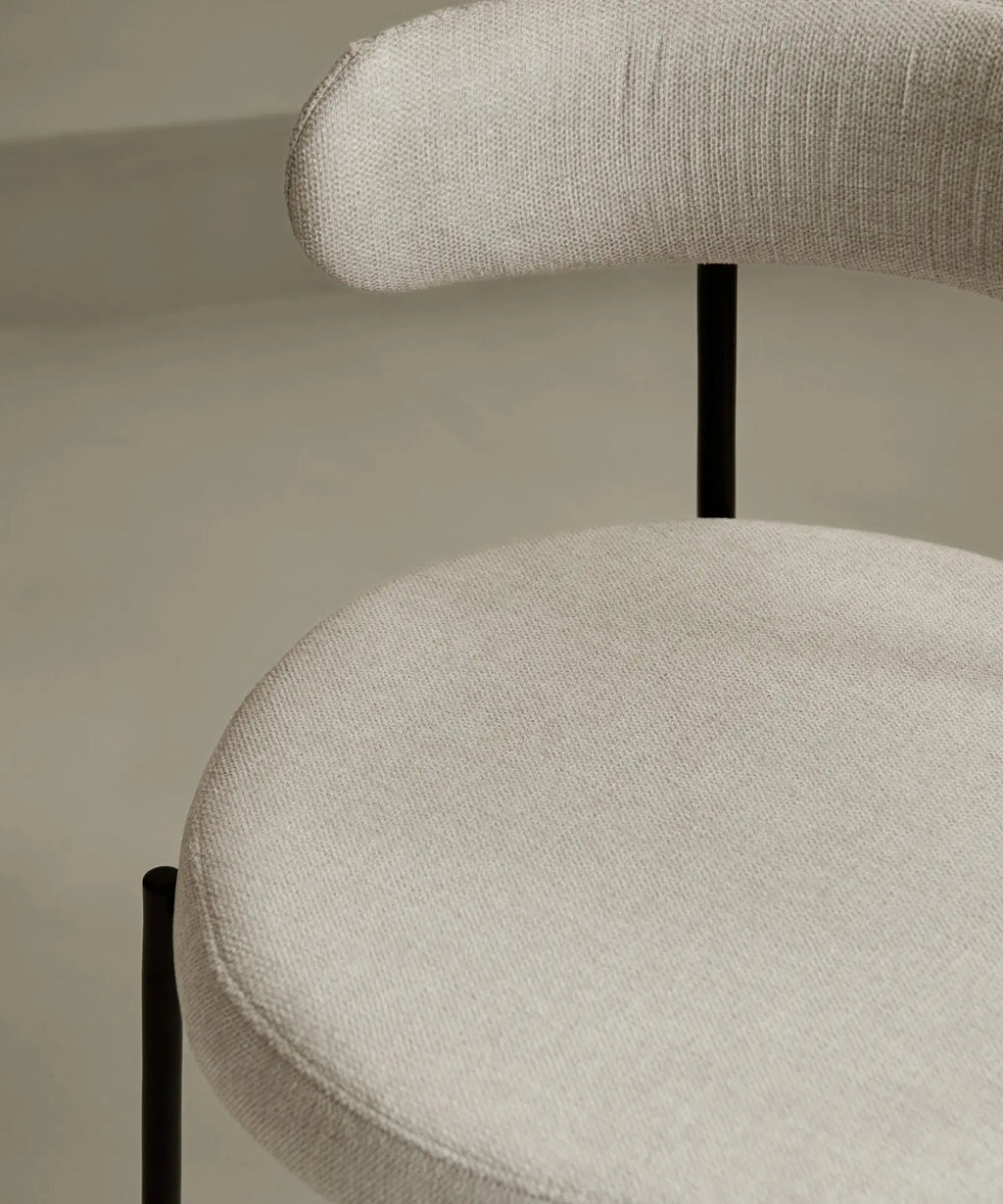 Chaise de salle à manger en tissu et métal Alexia