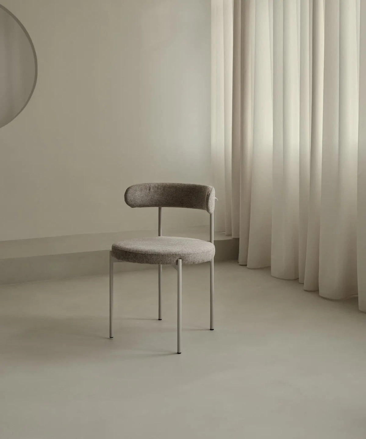Chaise de salle à manger en tissu et métal Alexia