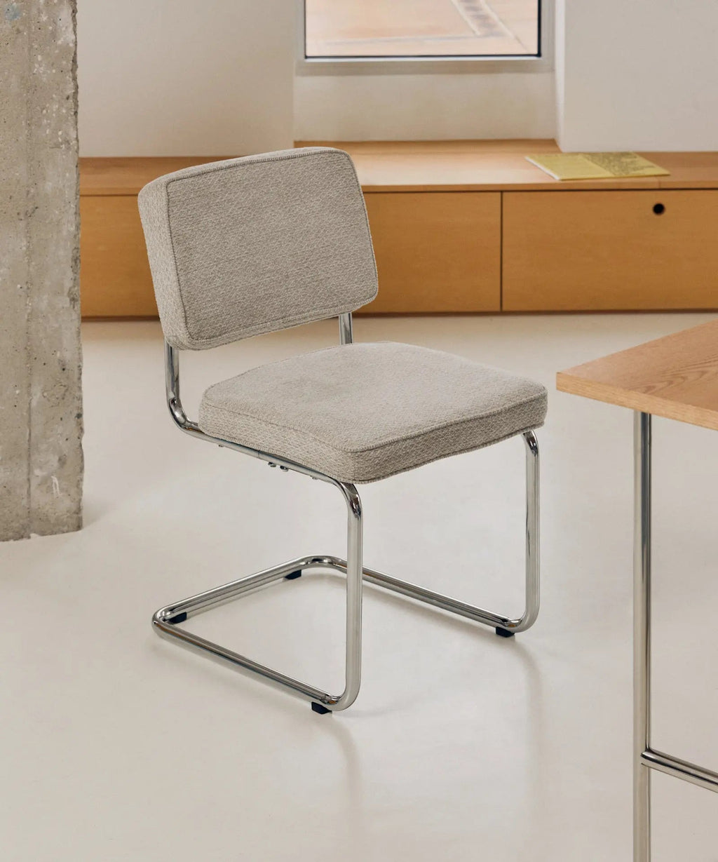Chaise de salle à manger en tissu et métal Anela