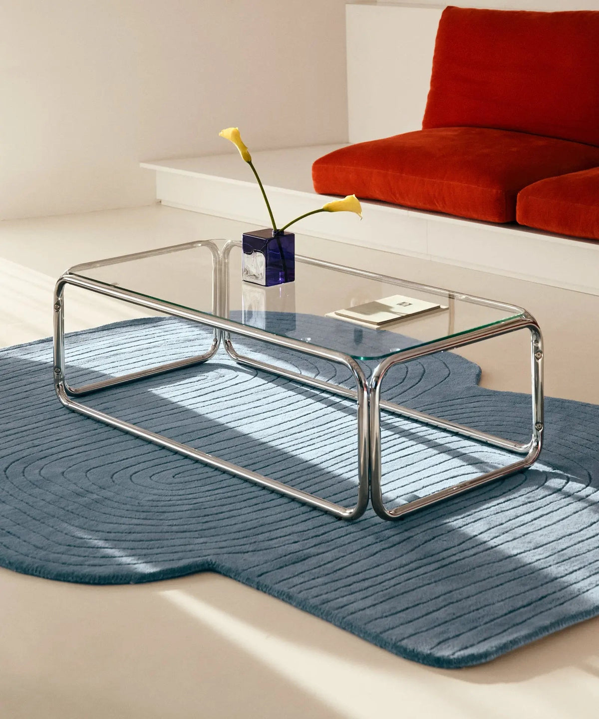 Table basse rectangulaire Mai en métal et verre trempé (120x60cm)
