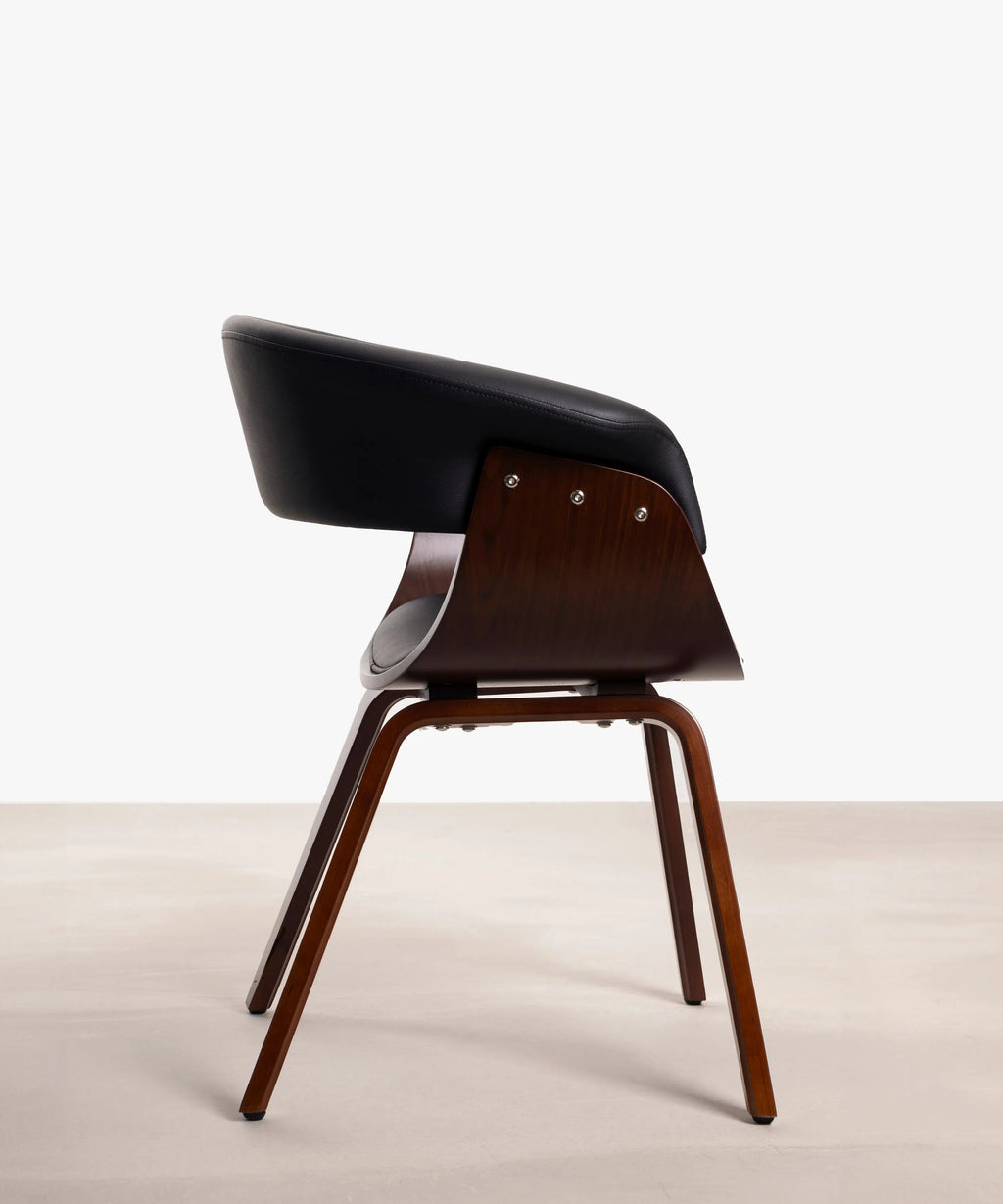 Chaise de salle à manger en bois et similicuir Beckett