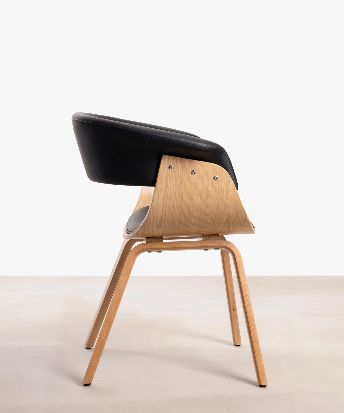 Chaise de salle à manger en bois et similicuir Beckett