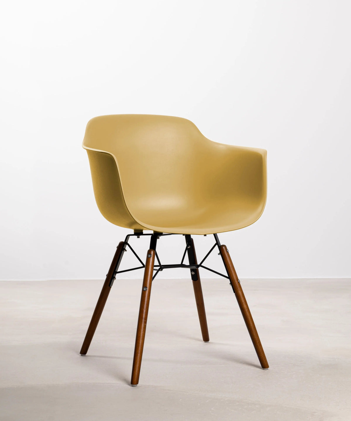 Chaise en Polypropylène et Bois avec Accoudoirs Elon Arms