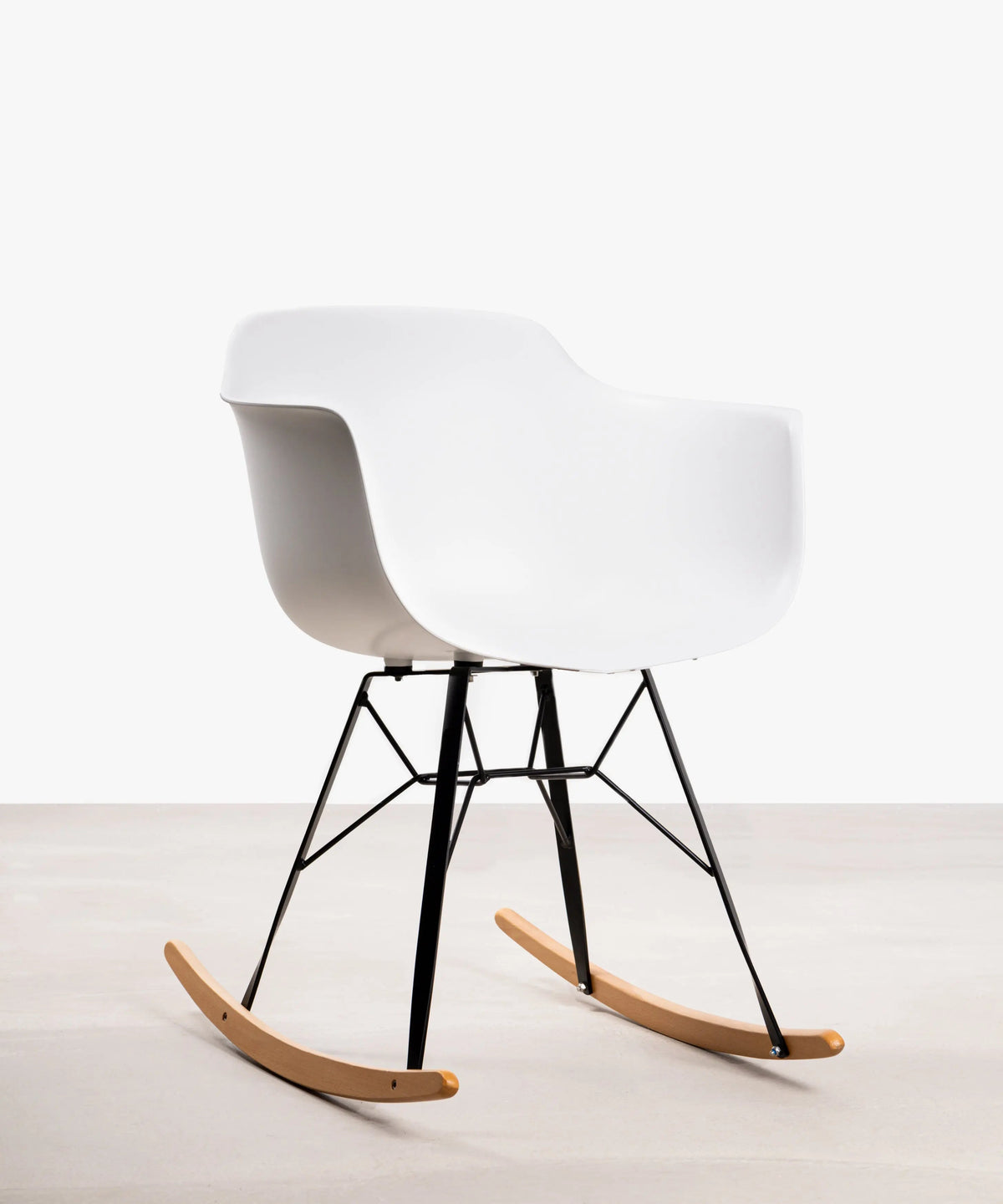 Fauteuil à bascule en polypropylène et bois Elon Arms - Balançoire