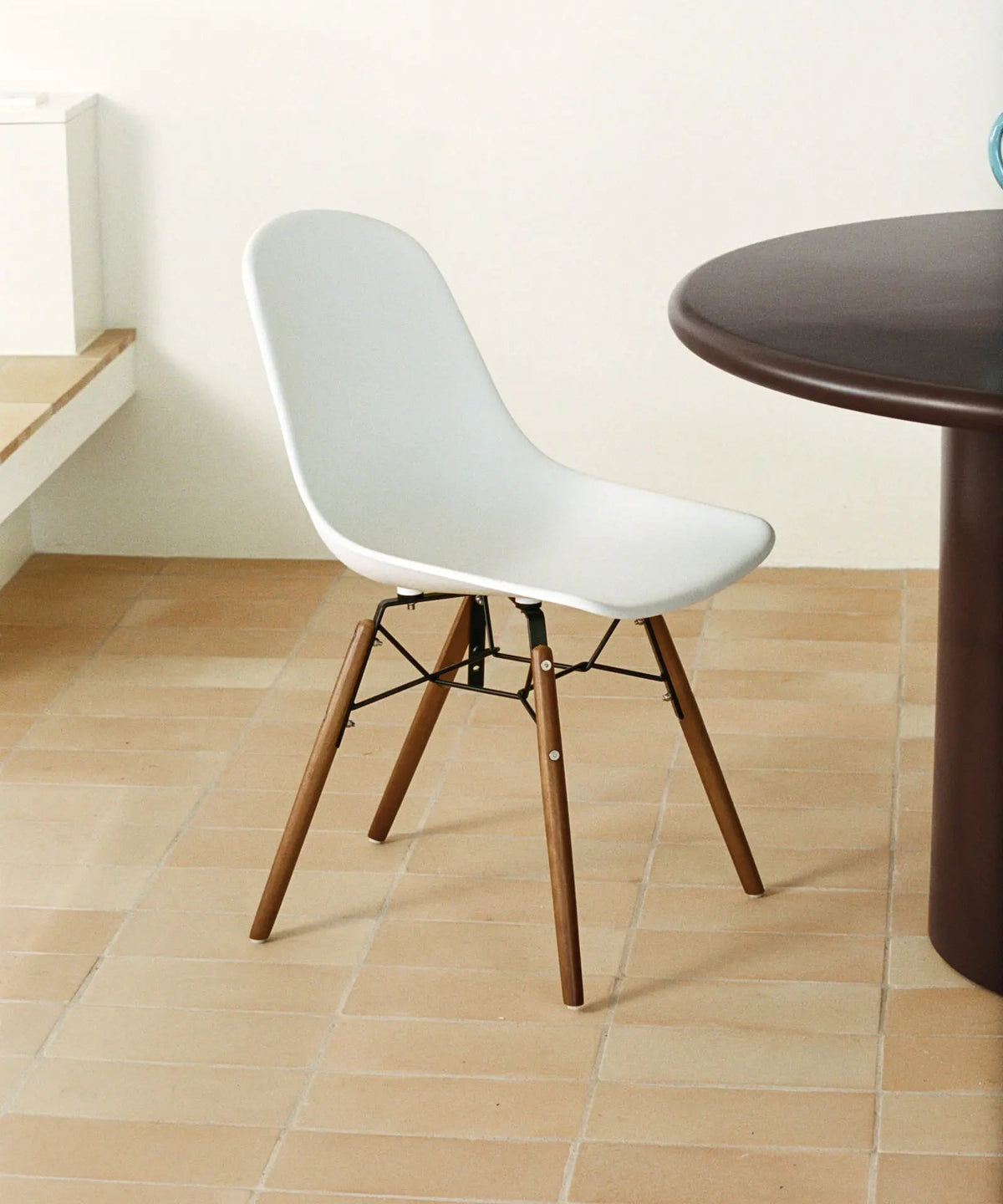 Chaise de salle à manger en polypropylène et bois Elon