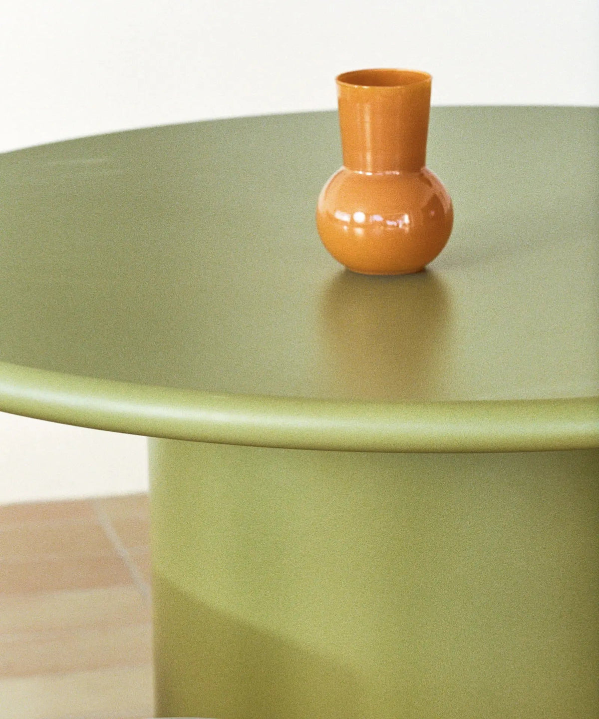 Table Basse en Bois Laqué Dilara (Ø120 cm)