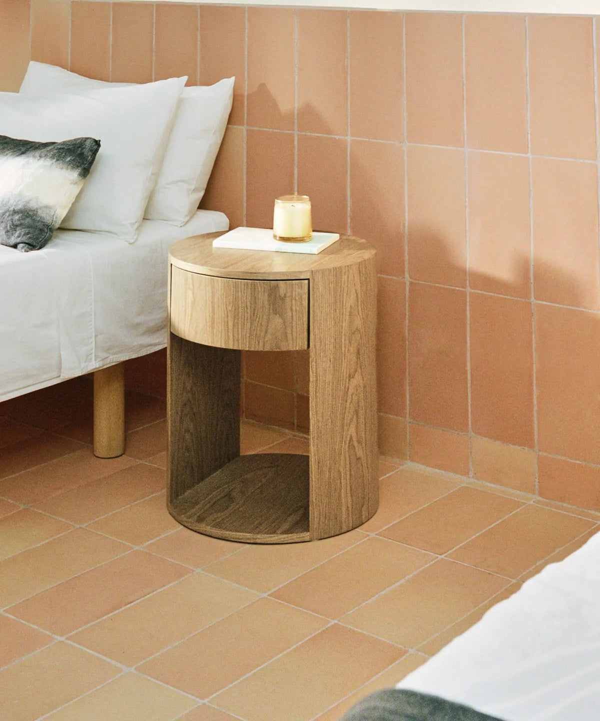 Table de chevet en bois Abbie