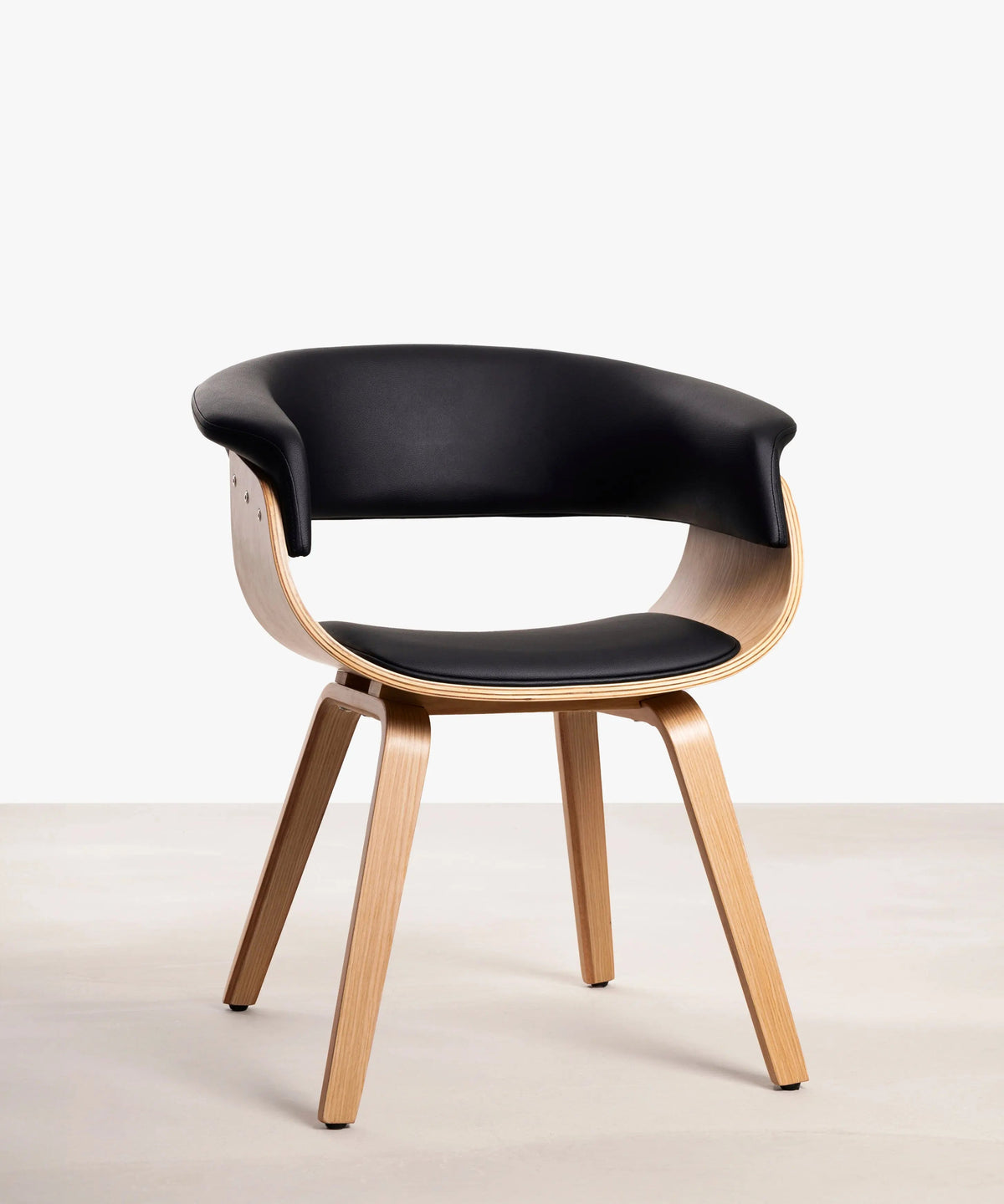 Chaise de salle à manger en bois et similicuir Beckett