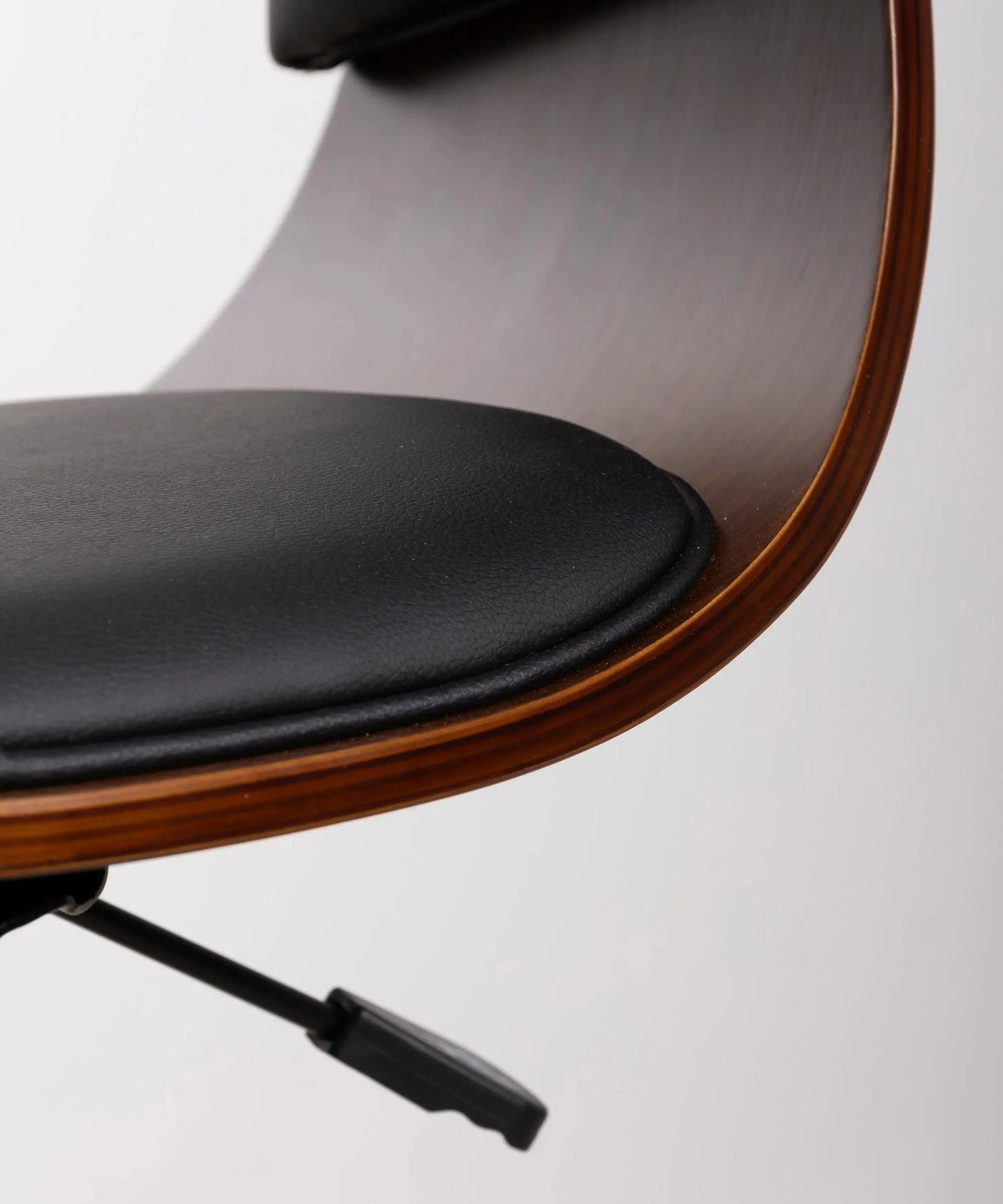 Chaise de Bureau en Similicuir et Bois Beckett