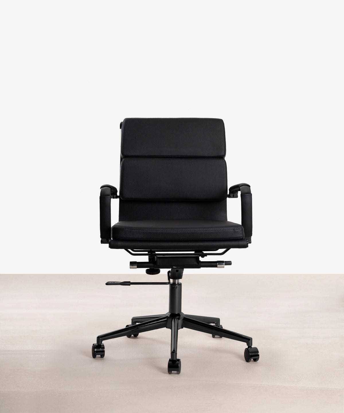 Chaise de bureau en similicuir Belmont Low Back - Black Edition
