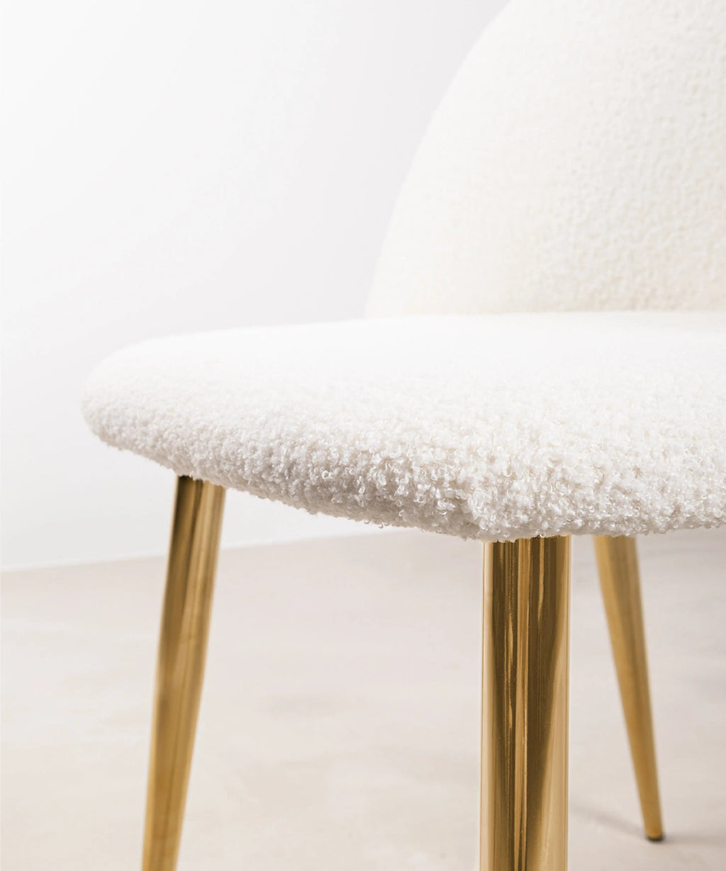 Chaise de salle à manger en métal et bouclé Freya Gold