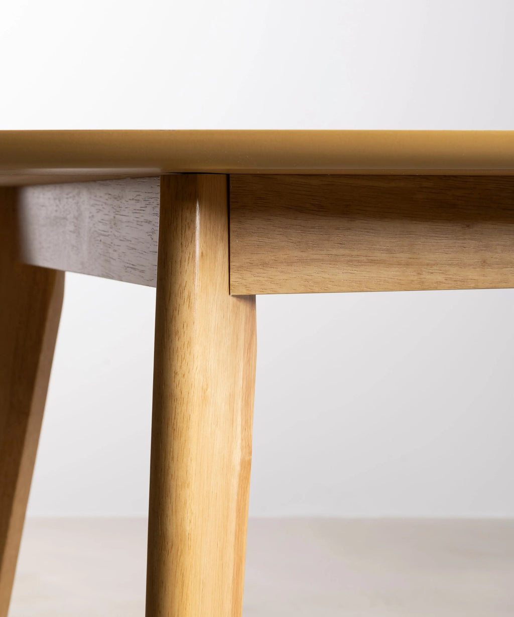 Table à manger ovale extensible en bois Gala (150–200 cm)