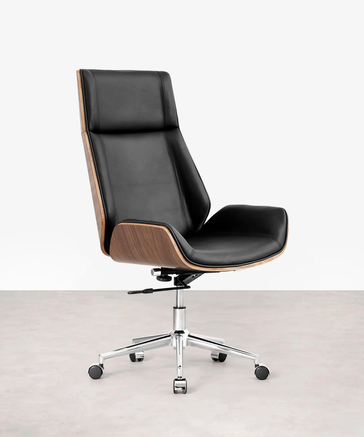 Chaise de bureau en cuir et bois Marvin