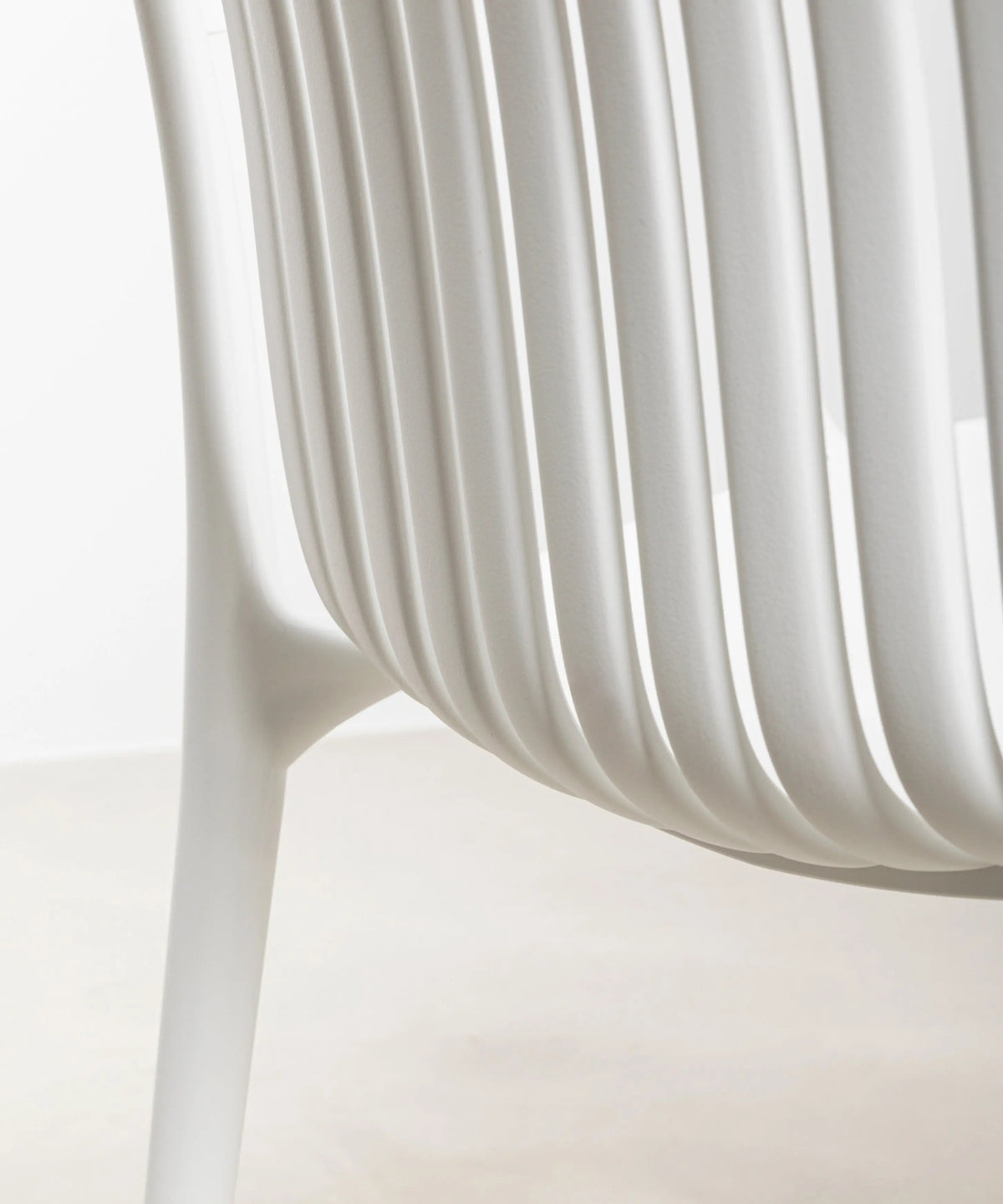 Chaise de salle à manger en polypropylène Kora Arms