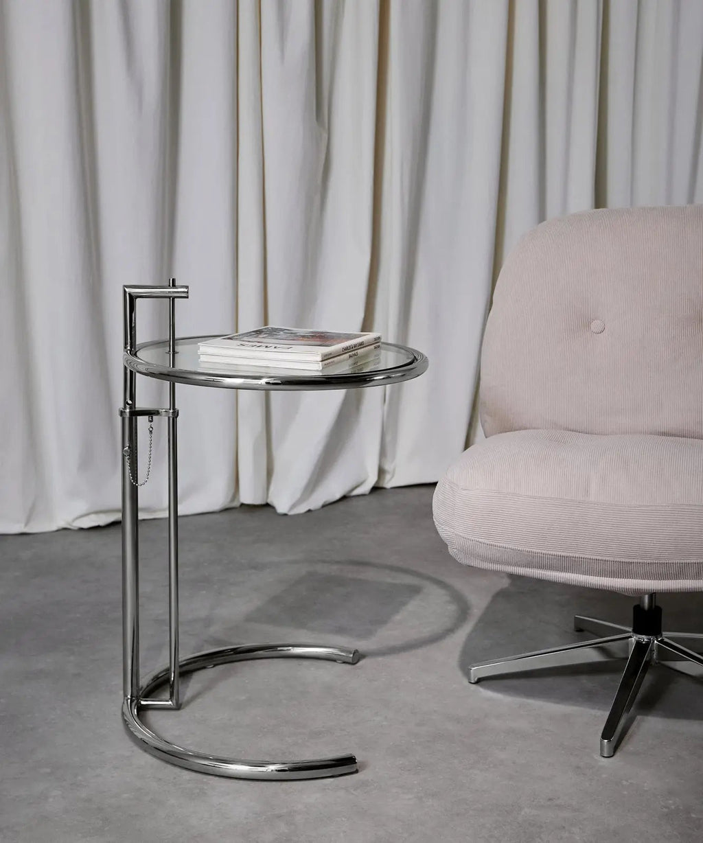 Table d’appoint en acier et verre Helen