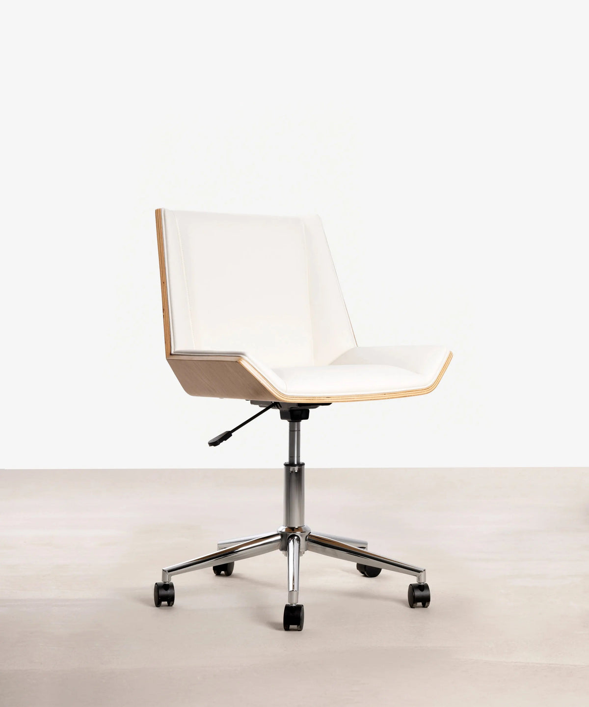 Chaise de Bureau en Similicuir et Bois Lyssa