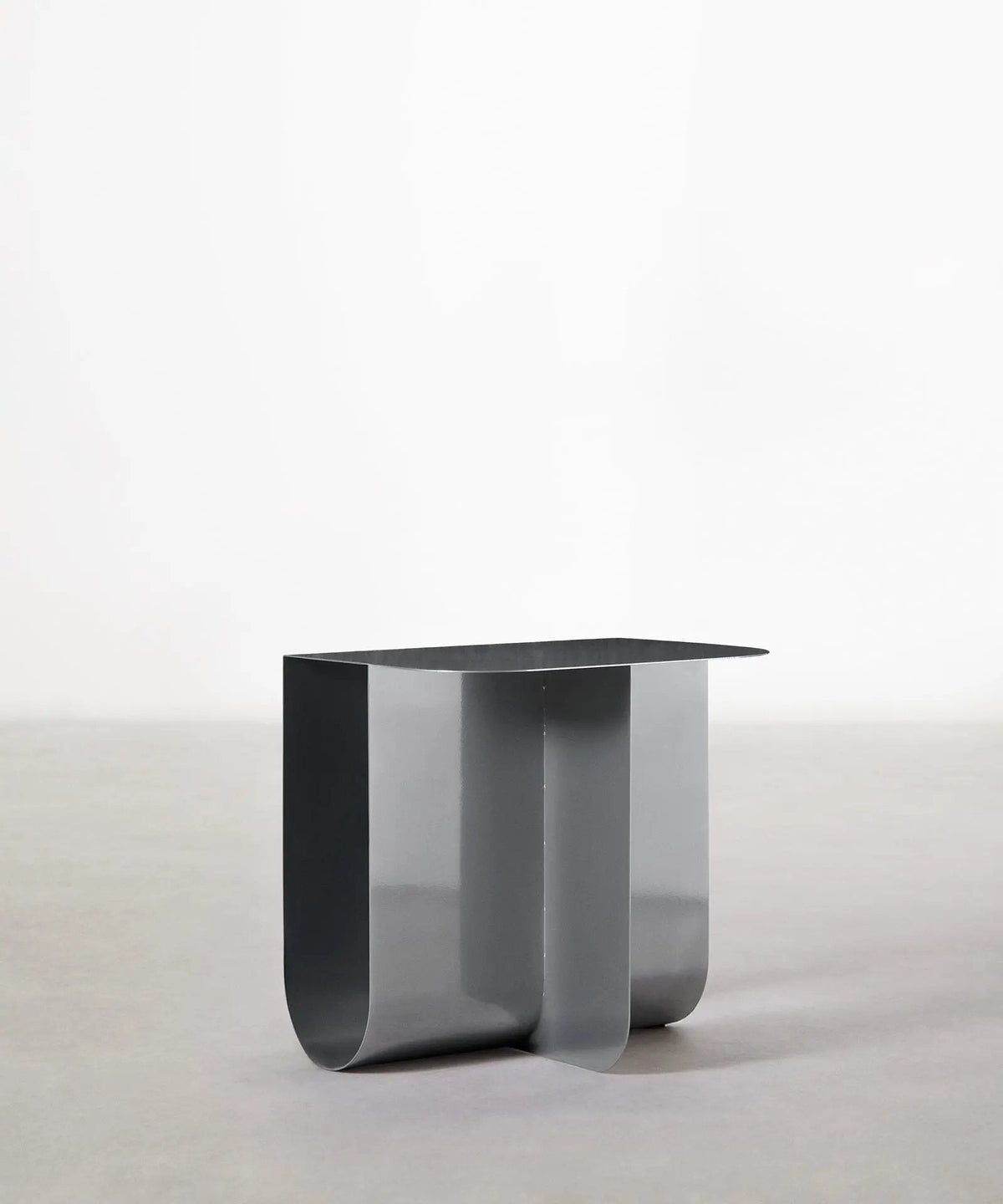 Table d’appoint en métal Dama (40x30x40 cm)