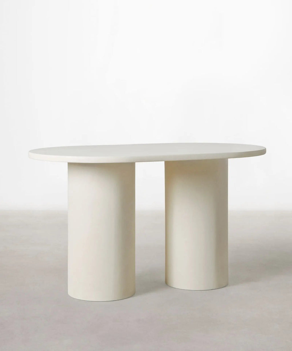 Table à manger ovale en microciment Juno (200 cm)
