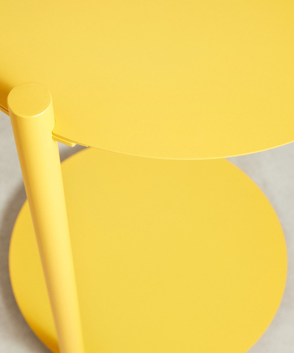 Table d'appoint en métal Simon