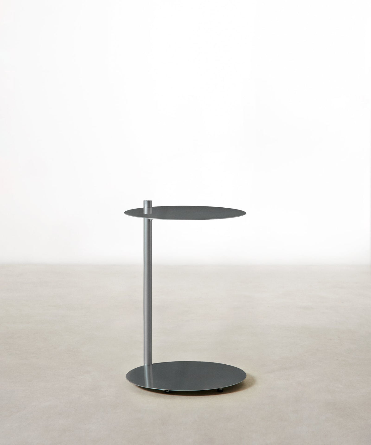 Table d'appoint en métal Simon