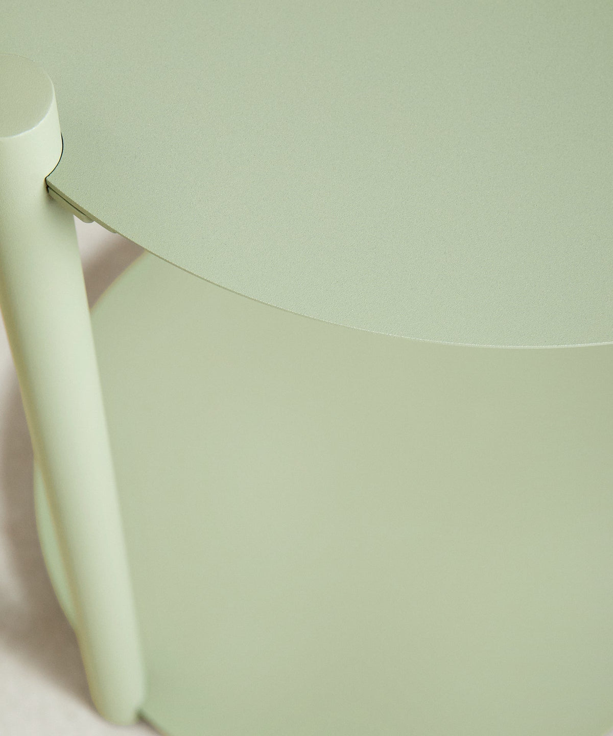 Table d'appoint en métal Simon