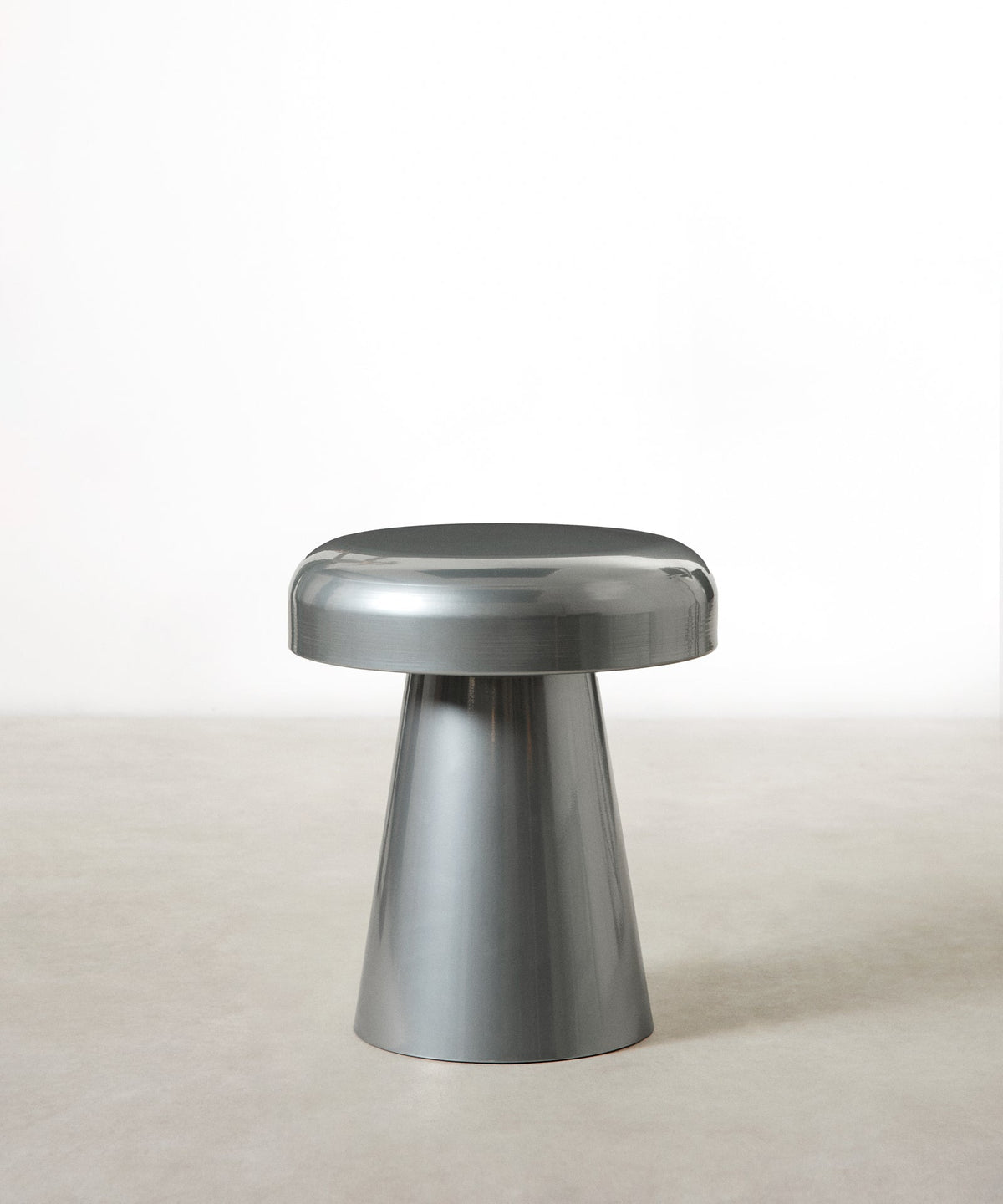 Table d'appoint en métal Mush (40x46 cm)