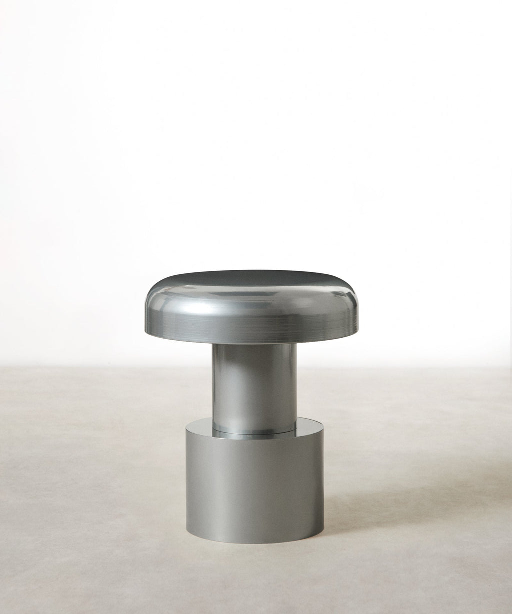 Table d'appoint en métal Dome (40x47 cm)