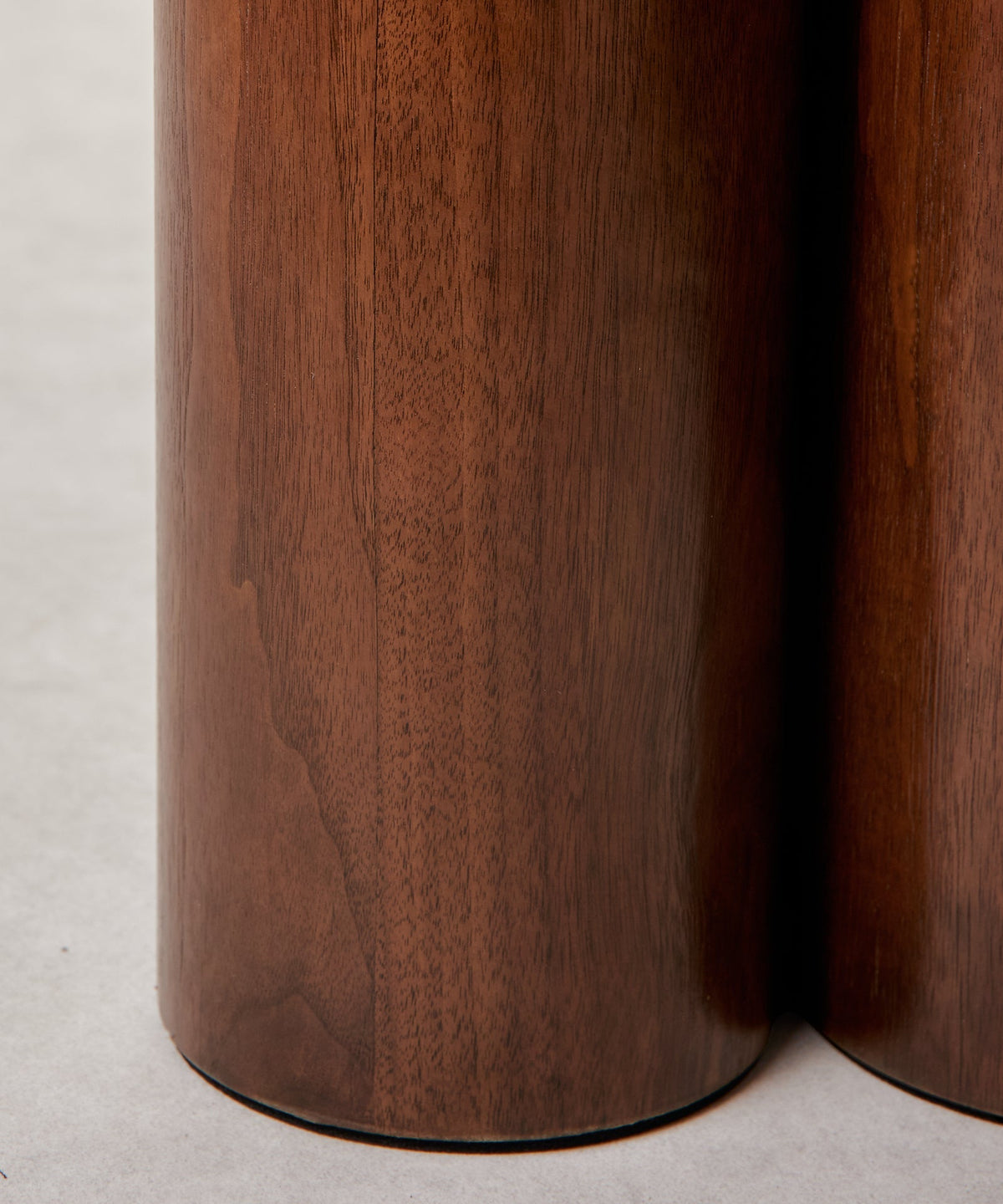 Table d'appoint en bois Arvin (50x50 cm)