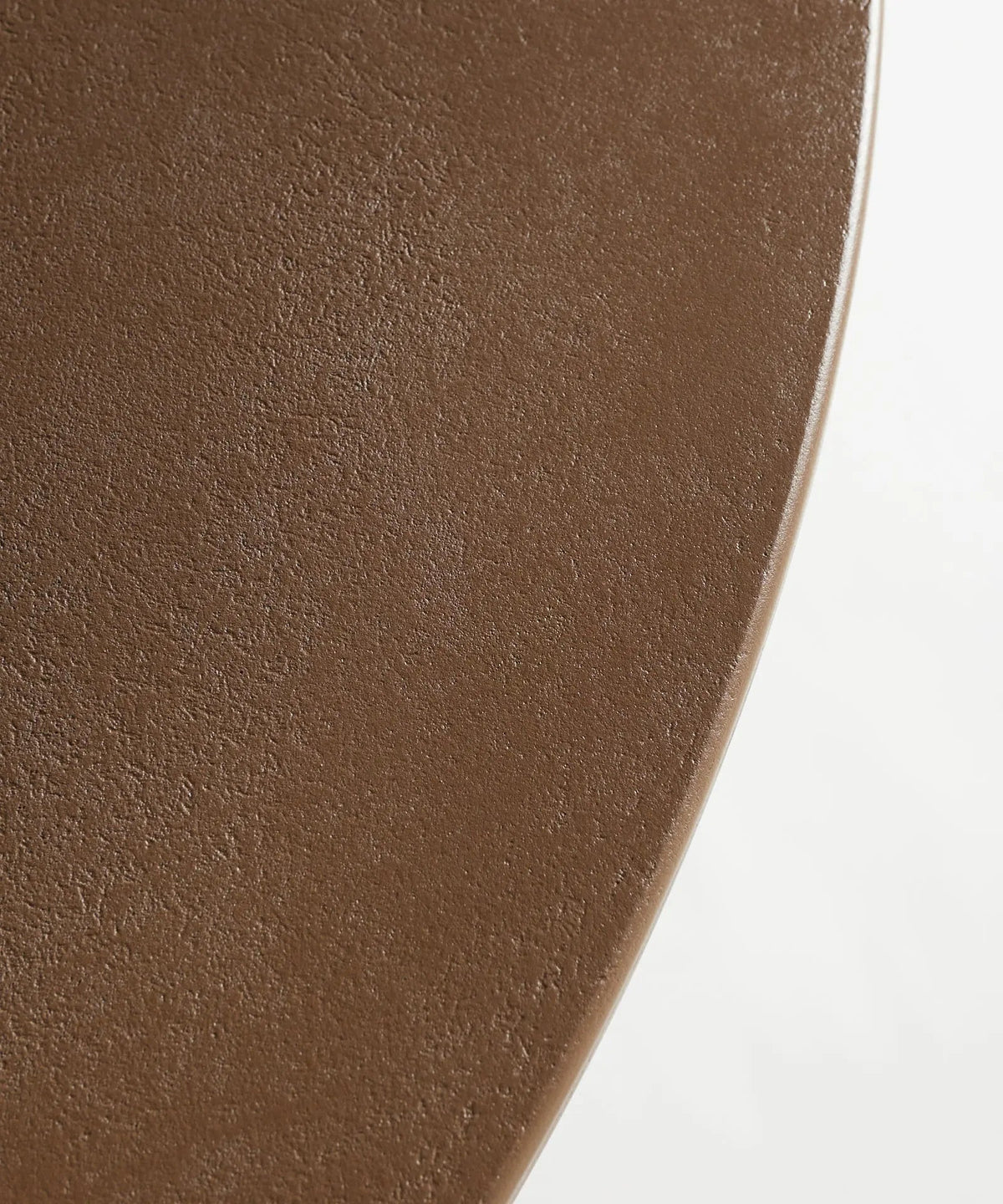 Table à manger ovale en microciment Juno Brown (200 cm)