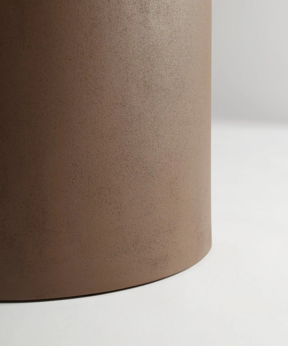 Table à manger ovale en microciment Juno (200 cm)