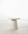 Table d'appoint ronde en microciment Eren (60 cm)