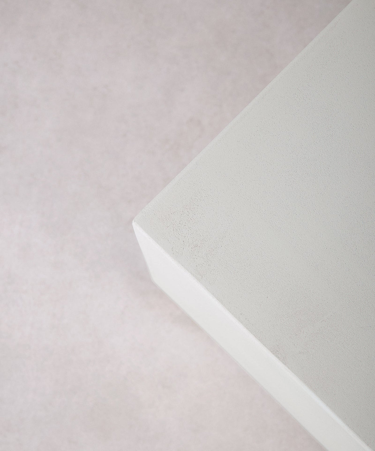 Table Basse Allongée en Microciment Fiama (120 cm)