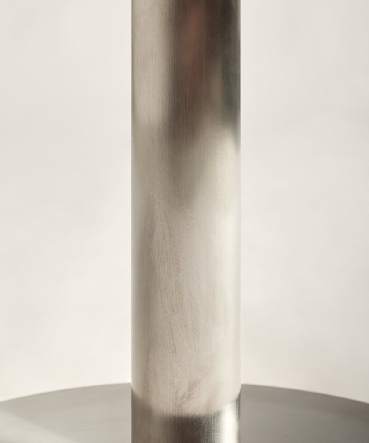 Table Basse Ronde en Acier Laminé Riva