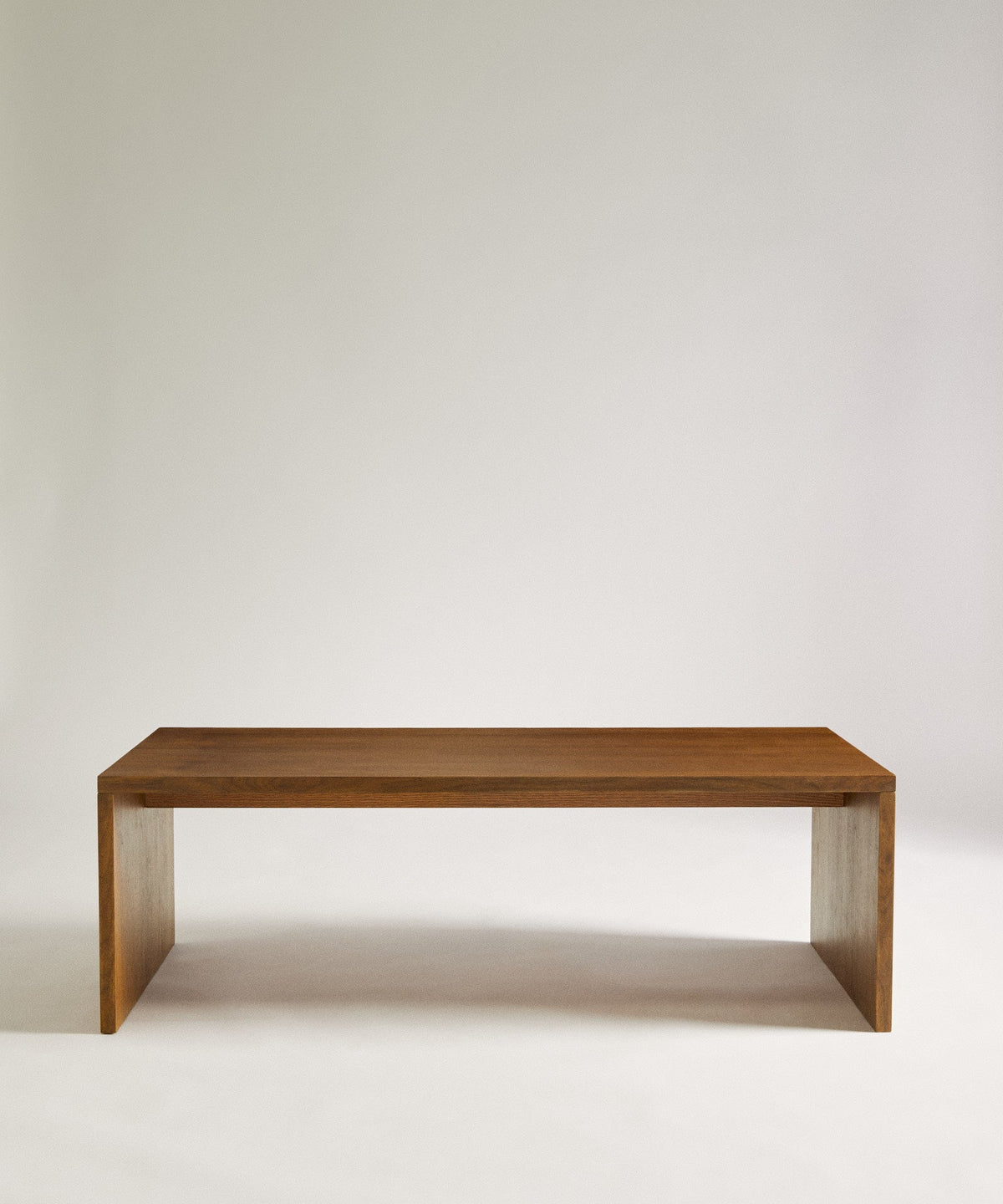 Table Basse en Bois Finition Noyer Lior