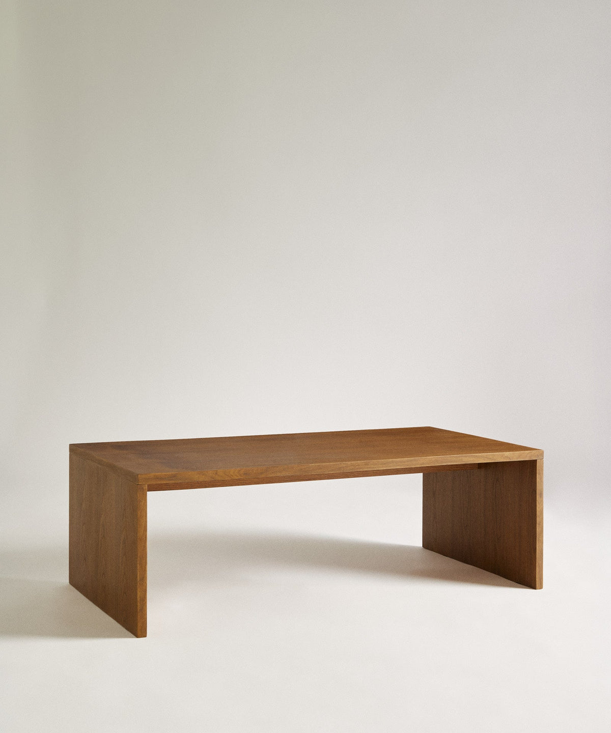 Table Basse en Bois Finition Noyer Lior