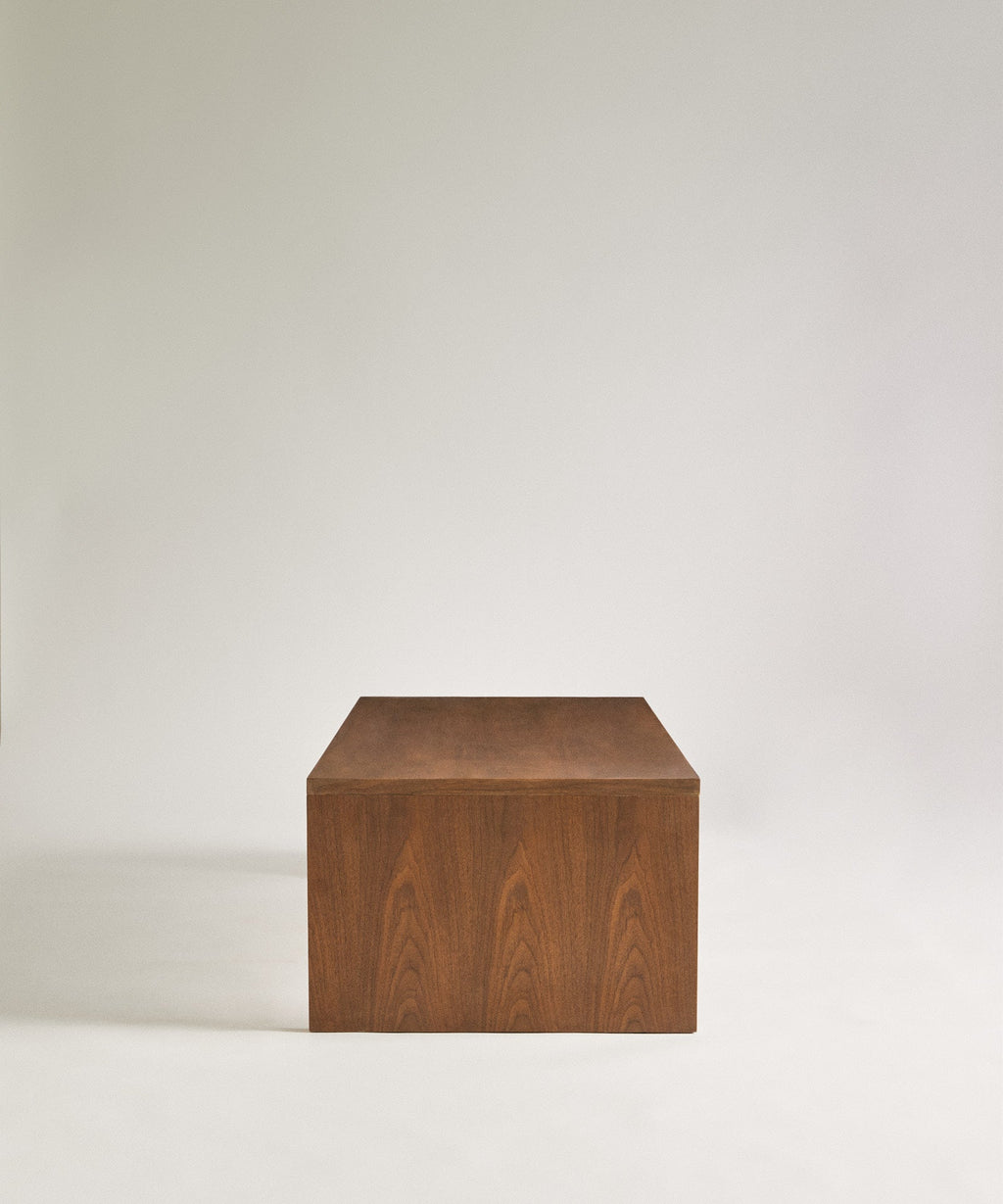 Table Basse en Bois Finition Noyer Lior