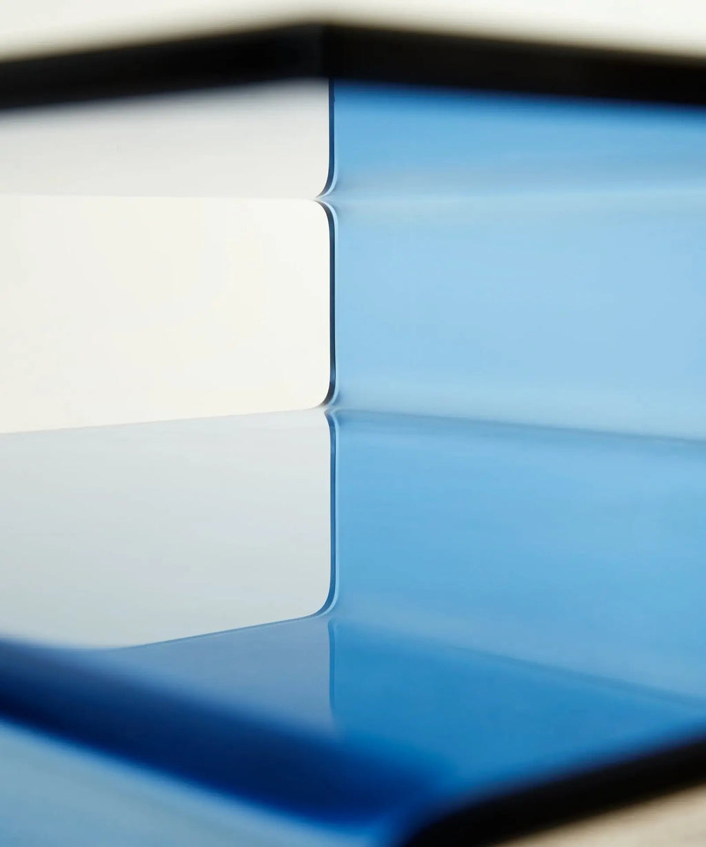 Table d’appoint en verre trempé Saura