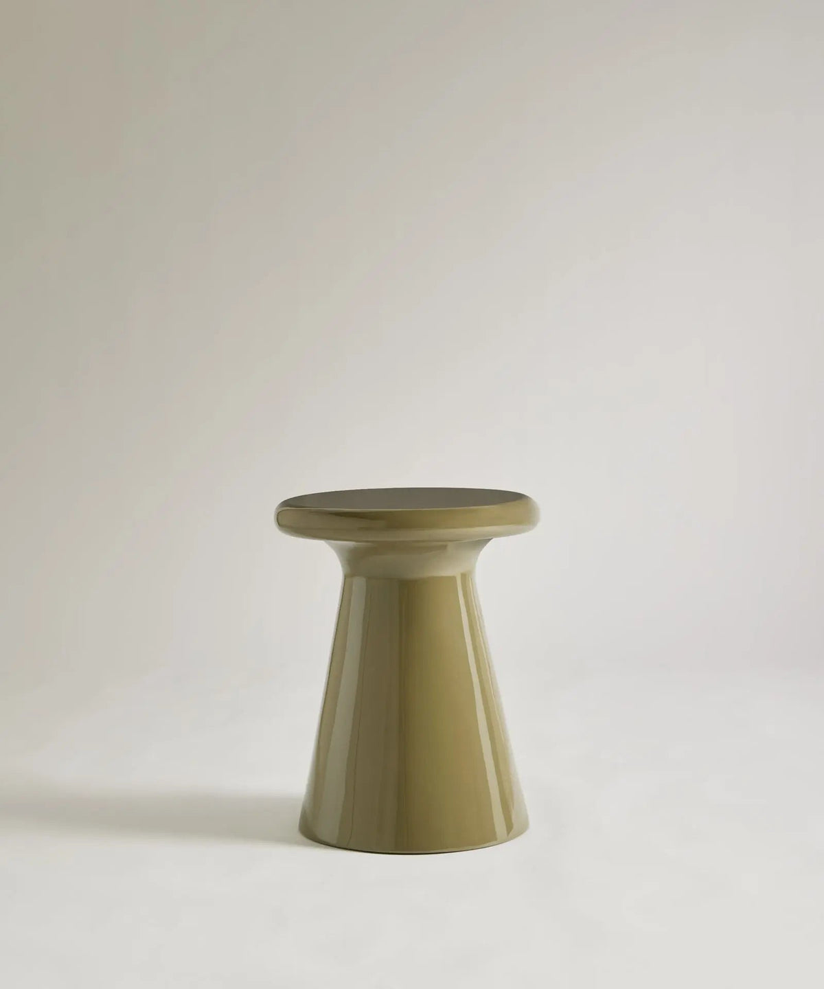 Table d'appoint en bois Tofie (40x51 cm)