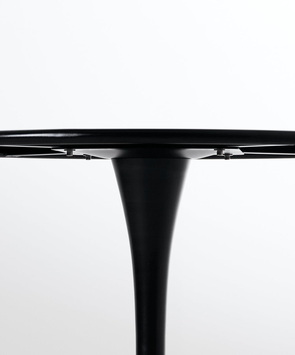 Table ronde Tulia en métal et fibre de verre (80 cm)