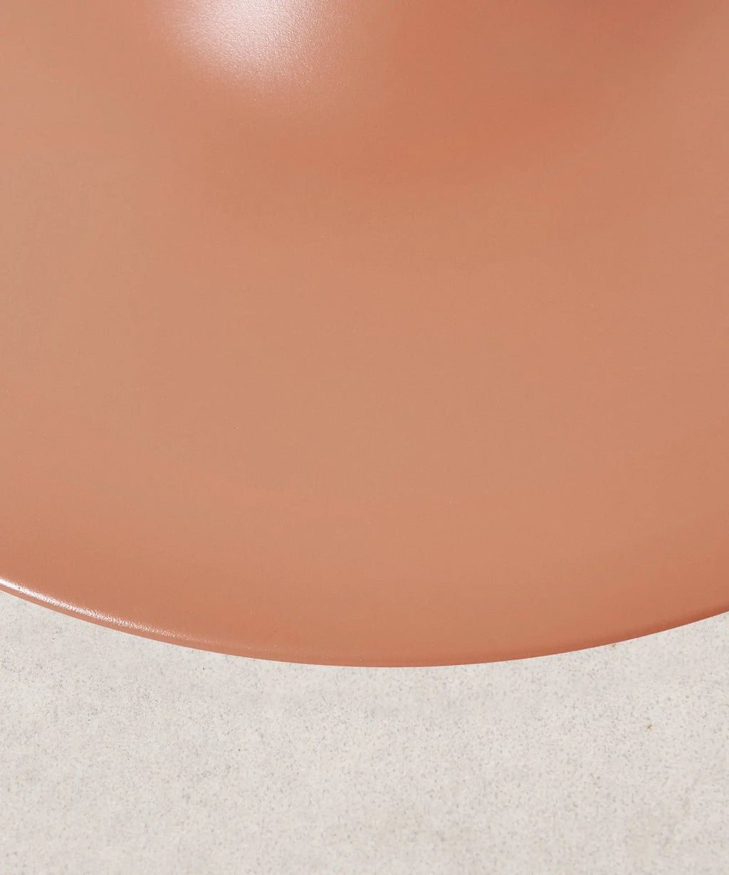 Table ronde Tulia en métal et fibre de verre (80 cm)