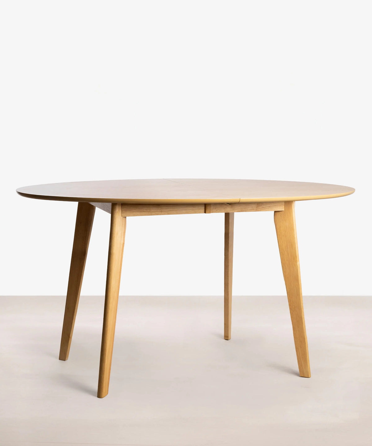 Table à manger ovale extensible en bois Gala (150–200 cm)