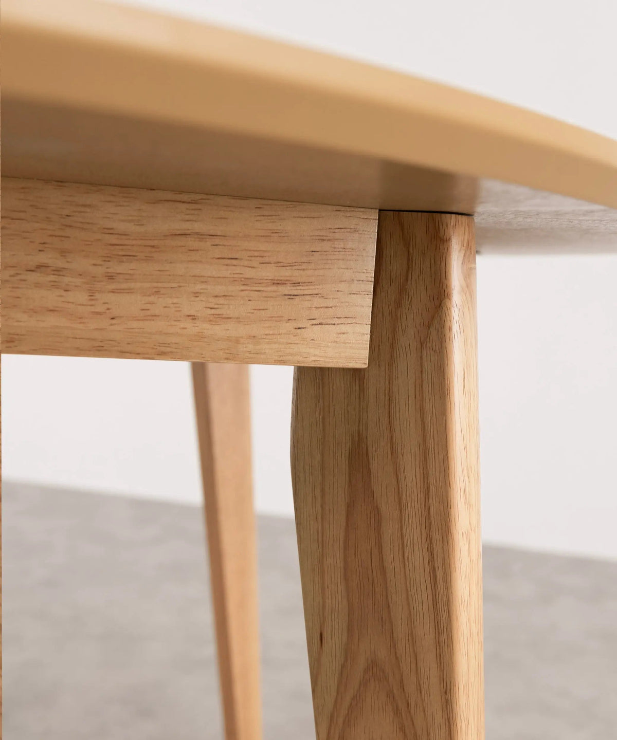 Table à manger ronde extensible en bois Gala (120-150 cm)