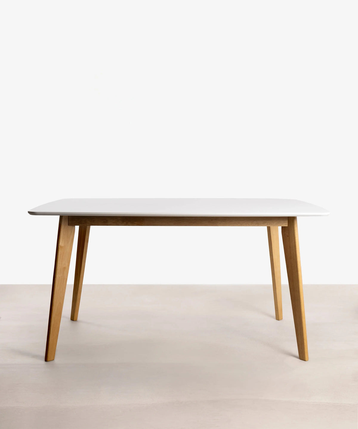 Table à manger rectangulaire en bois Lena (150 x 90 cm)