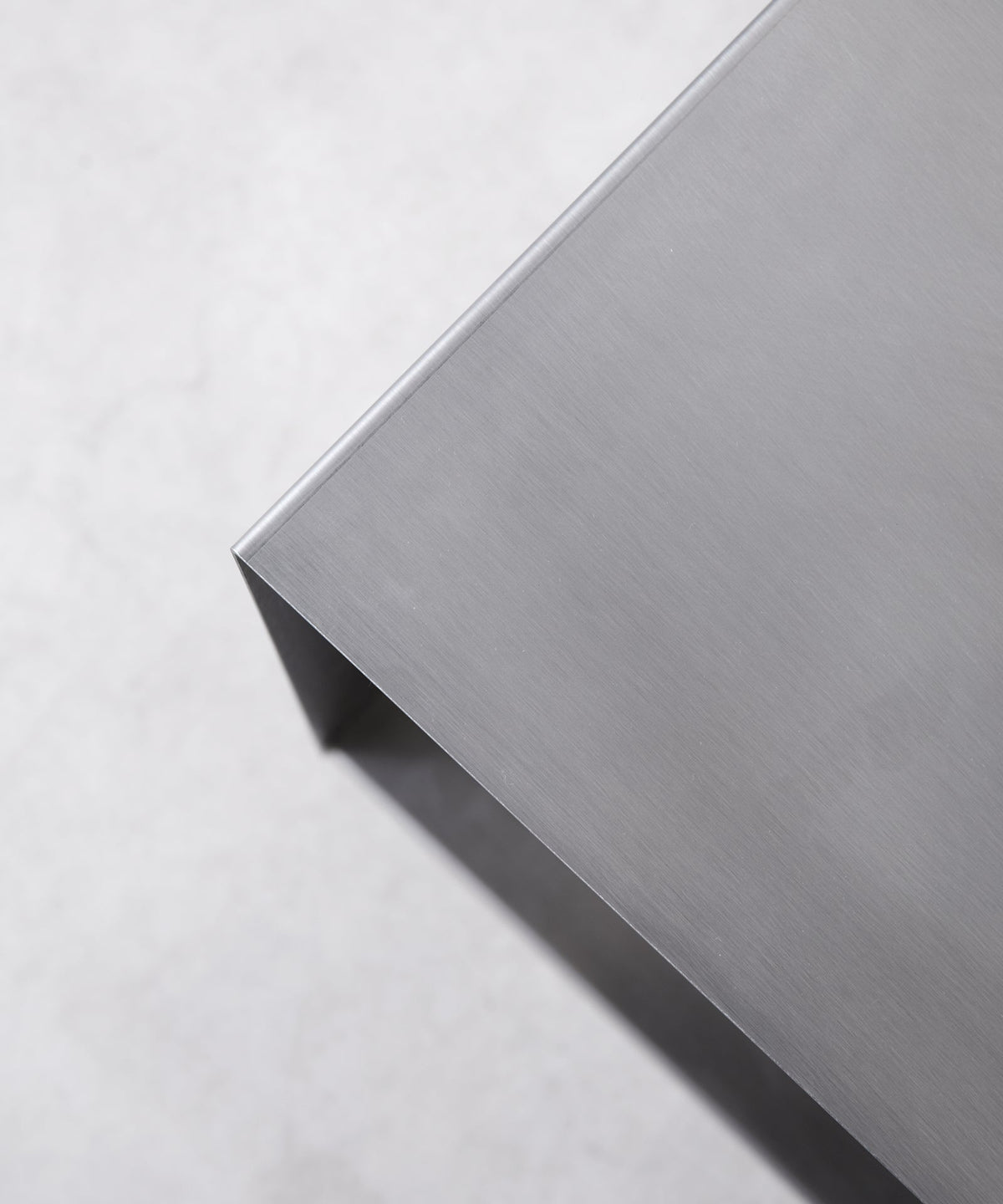 Table d'appoint en métal Metv (42x37 cm)