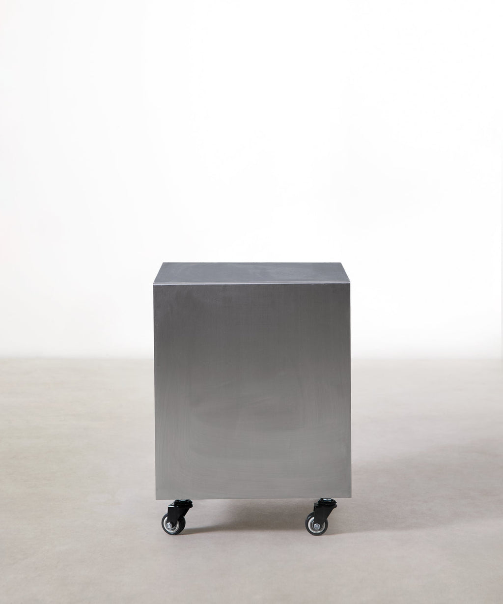 Table d'appoint en métal Metv (42x37 cm)